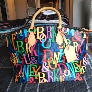 Dooney and Bourke purse with detachable strap